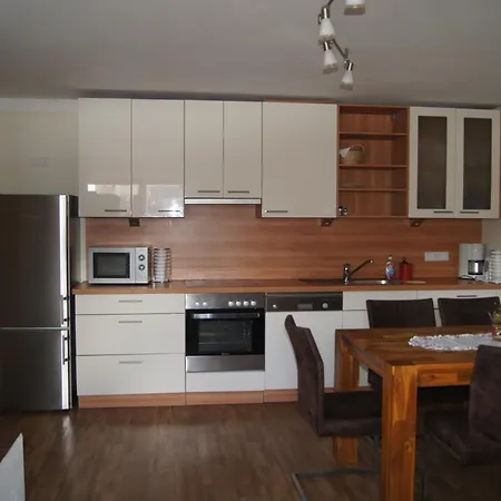 Felix Apartment *